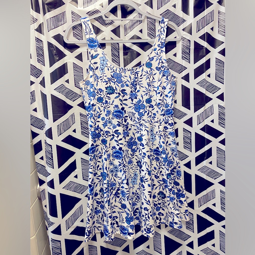 H&M blue & white floral skater dress